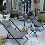 En D'hotes Avec Cuisine, Garage Et Vue Riviere - Livradois Forez 4*