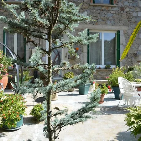 Bounty, B&b, Cuisine Privee, Lit Queen Size, Terrasse, Parking, Garage Bed & Breakfast *