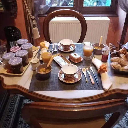 D Hôtes Bounty Cuisine Privative Et Garage Olliergues