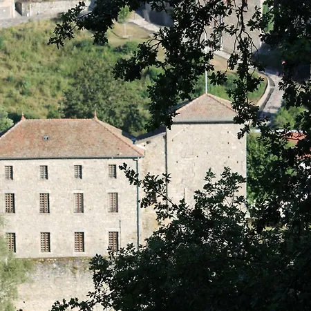 D Hôtes Bounty Cuisine Privative Et Garage Olliergues