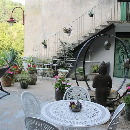 B&B Bounty, B&b, Cuisine Privee, Lit Queen Size, Terrasse, Parking, Garage