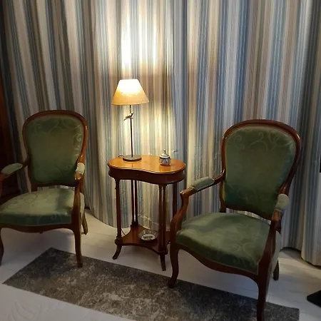 D Hôtes Bounty Cuisine Privative Et Garage Couette-café Olliergues