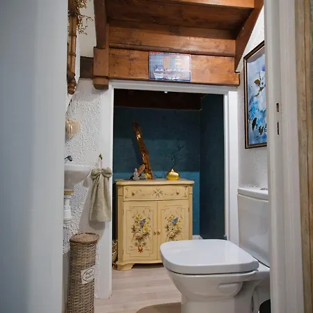 Nocleg ze śniadaniem D'hotes Bounty - Terrasse, Cuisine Privee, Garage